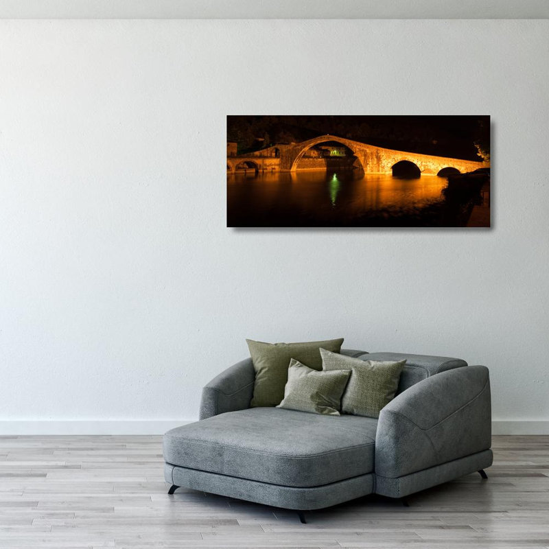 Pont de Mary Madgalene, H 17 po x l 40 po