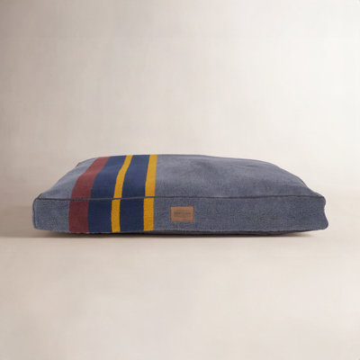 Pendleton Vintage Camp Pet Napper Dog Bed with Removable Cover
