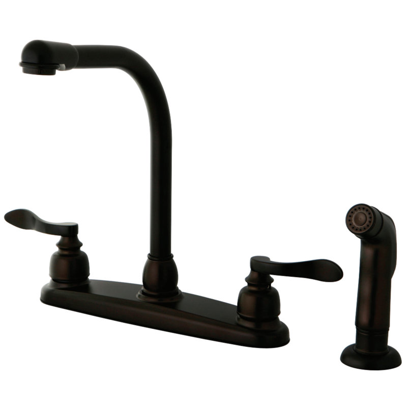 Robinet de cuisine central à 4 poignées et 4 trous 8 po avec douchette latérale Kingston Brass NuWave, Bronze huilé, Laiton