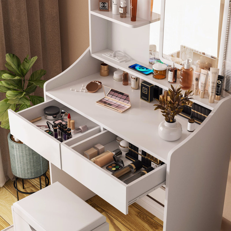 Ekkehart Vanity, White