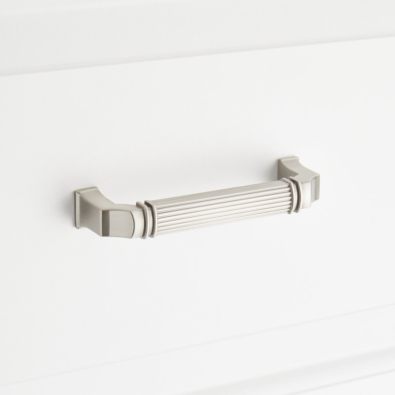 Poignée d'armoire 5 1/16 po Inigo, Nickel satiné