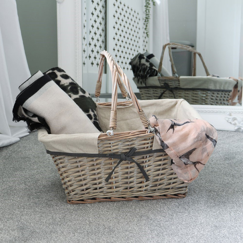 JVL Wicker Decorative Basket