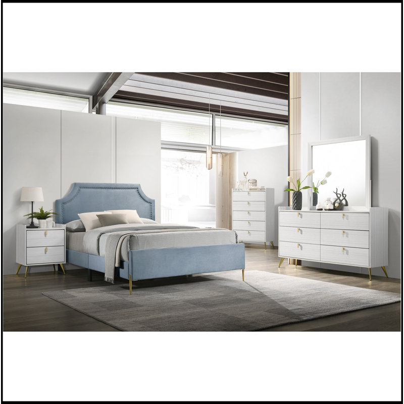 White 5-Drawer Chest With Pull Handles