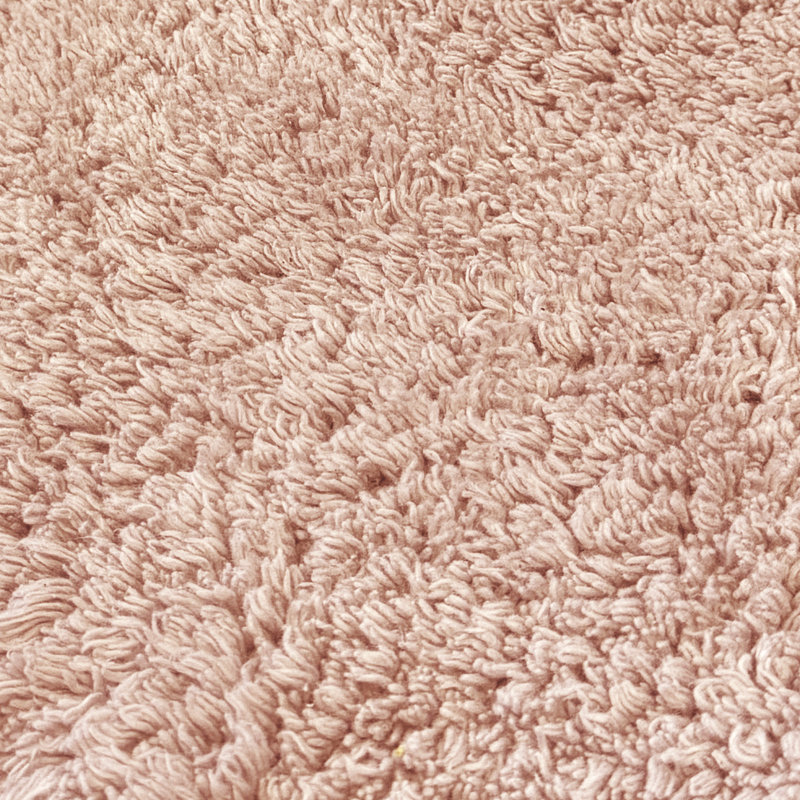 Two Piece Scalloped Bath Mat Set, Pink