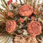 Décoration murale artificielle 24 "avec pivoines rustiques et nœuds en raphia naturel-532057632