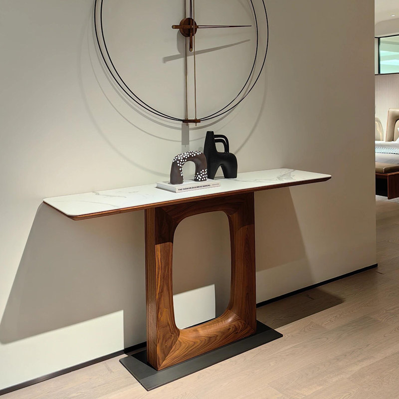 Console moderne simple et luxueuse