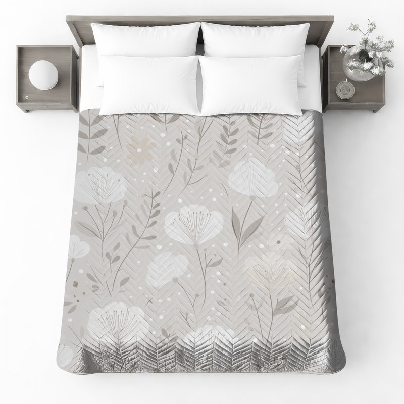 Beige Floral Pattern Quilted Bedspread , Queen