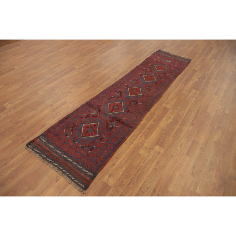 Tapis de couloir rouge 7 pi 10 po x 1 pi 11 po One-of-a-Kind