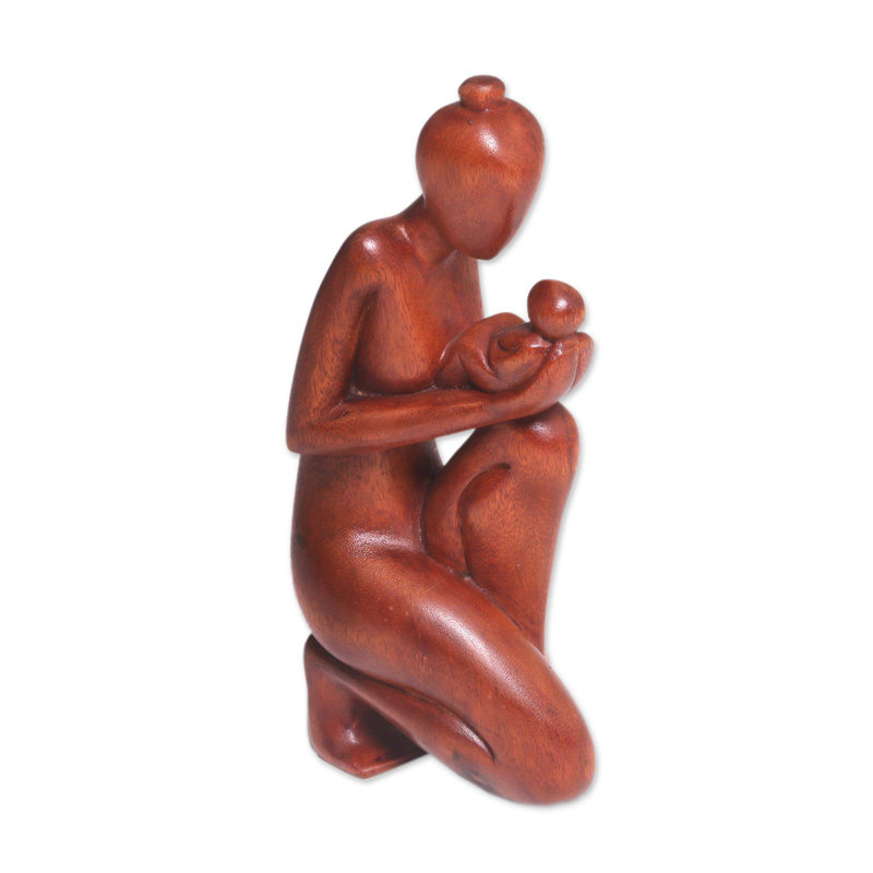 Figurine en bois Newborn Wonder