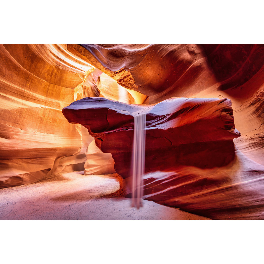 Antelope Canyon von Mlenny - Leinwandbild