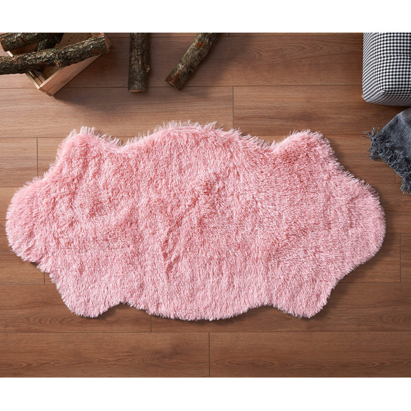 Tapis rose à poils longs en acrylique Novelty Dawlish, Nouveauté 2 pi 4 po x 4 pi 7 po