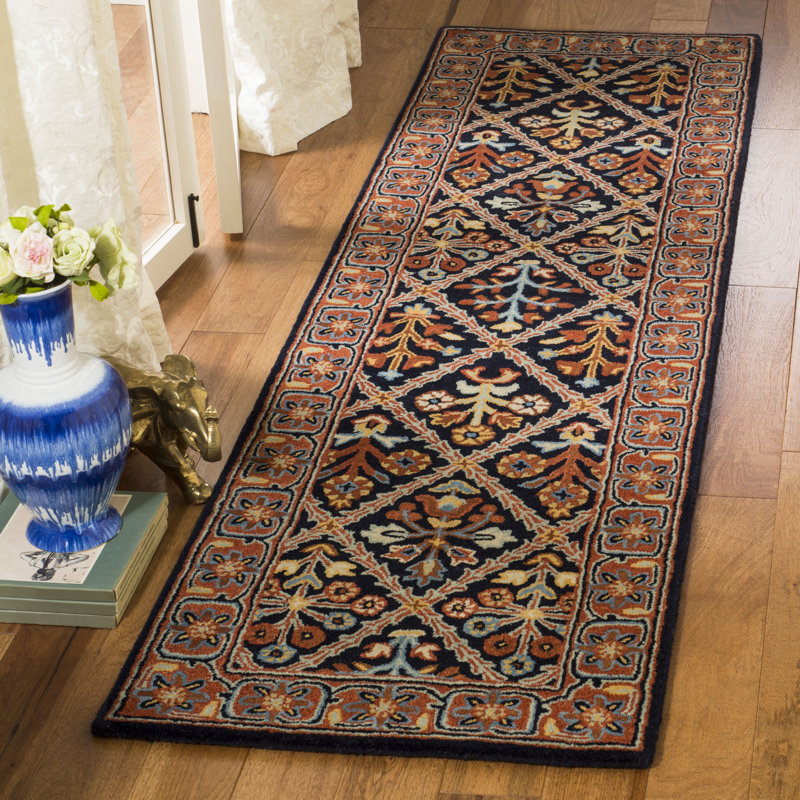 Wahcheechee Traditional Hand-Tufted Wool Brown Area Rug, Runner 2'3" x 8'