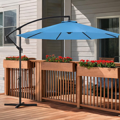 Parasol décalé en porte-à-faux en acier résistant à la rouille avec inclinaison à manivelle, 10 pi, polyester bleu riche, pour patio ou spa
