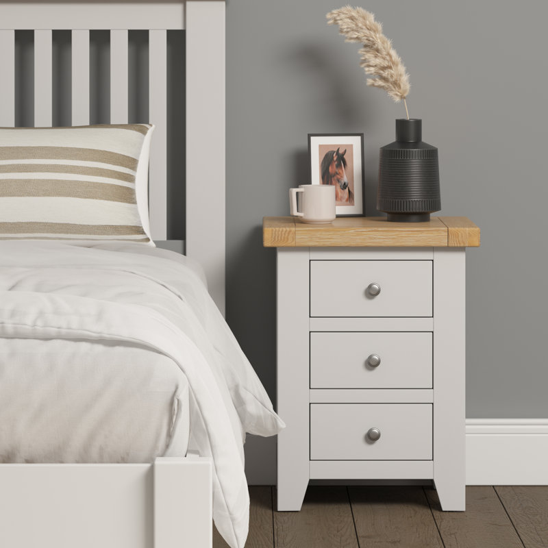 Windsor 47cm W Bedside Table, Ivory