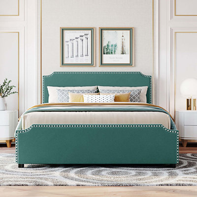 Grand lit plateforme de rangement tapissier