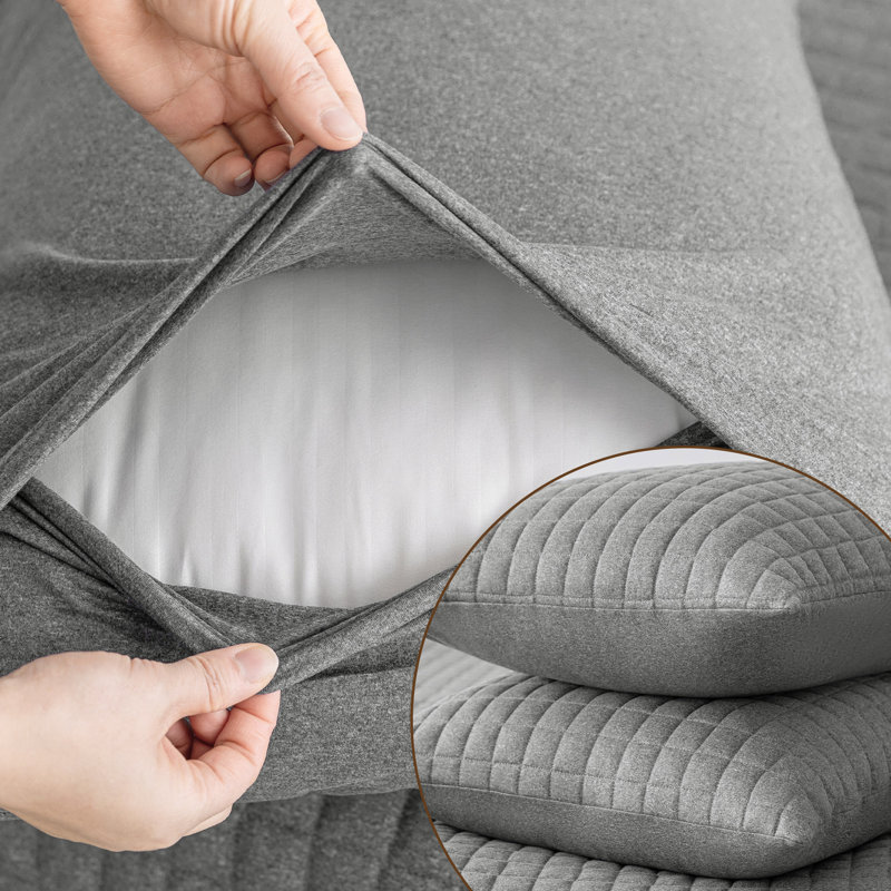Ensemble de courtepointe 3 pièces Wayfair Basics, Courtepointe pour grand lit + 2 taies décoratives, Gris Heather