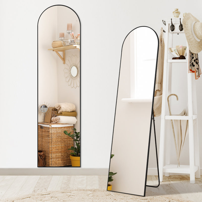 Miroir arqué en métal, 59 po x 16 po, Noir, noir, noir, noir