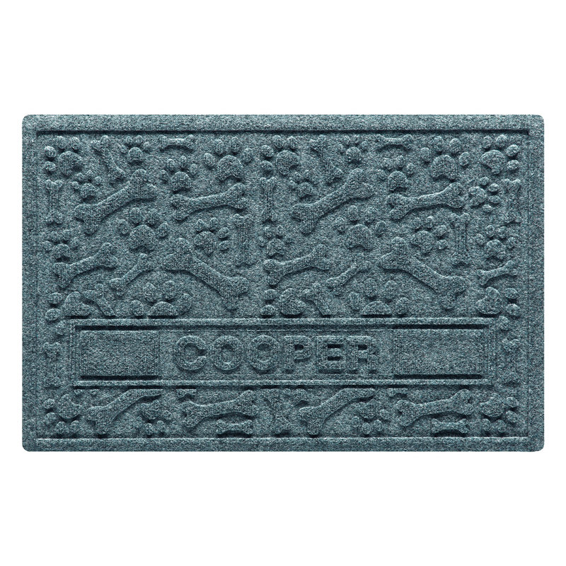 Tapis d'alimentation pour animaux intérieur et extérieur 18 po x 28 po WaterHog® Paws and Bones, Pierre bleue, Oui