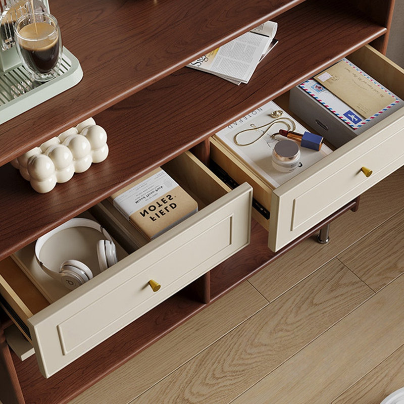 Un buffet simple et rétro, H 39,76 po x l 40,94 po x P 15,75 po