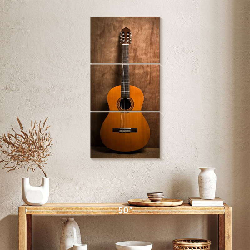 Guitare classique, H 38 po x l 18 po