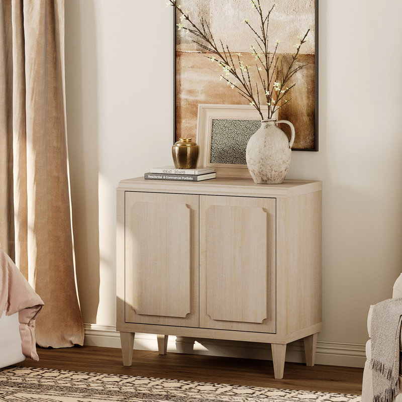 Buffet 31,5 "Mid Century Modern avec rangement, armoire en bois avec portes en relief et tablette réglable, chêne clair