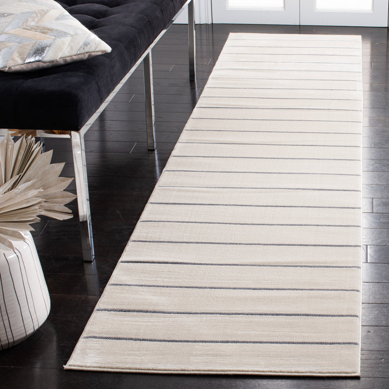 Bnyt 300 Performance Striped Rug, Round 6'7"
