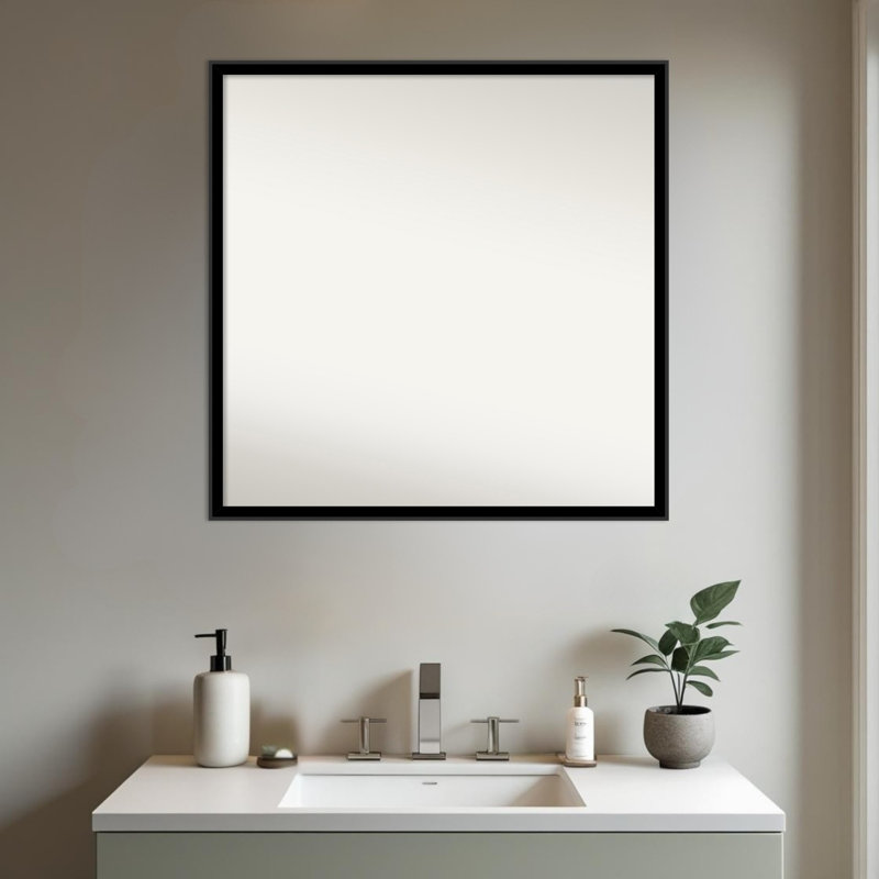 Miroir de salle de bain mural Incline, 27,5 po x 27,5 po, Noir