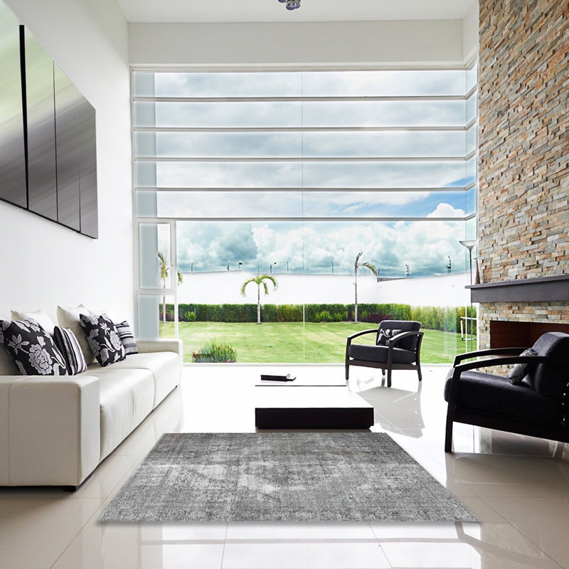 Tapis traditionnel gris / beige Demarean, Carré 5 pi