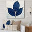 Silhouette de feuilles bleues saphir I-348335393-348335395