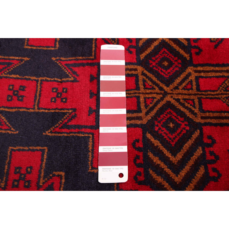Tapis rouge Teimani 3 pi 5 po x 6 pi 7 po