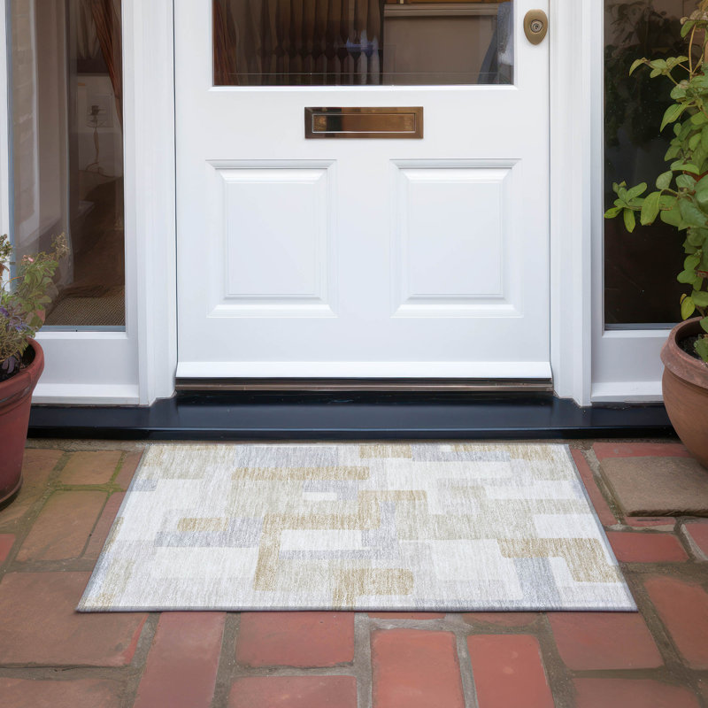  Tapis intérieur / extérieur antidérapant Chayden, Rectangle 1 pi 8 po x 2 pi 6 po