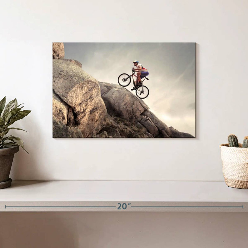 Rocky uphill cycling Sireci, H 8 po x l 12 po