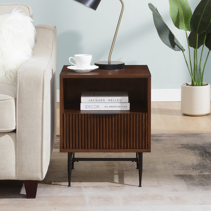 Lynbrook Hewitt 1 Drawer End Table With Shelf