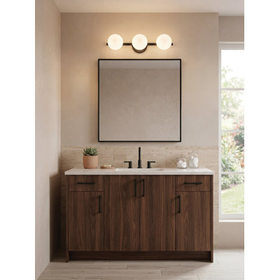 Éclairage pour meuble-lavabo 3 lumières en laiton antique 23 pouces avec abat-jour en verre opale Adale Adale
