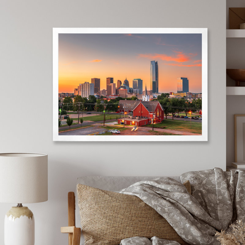 «Oklahoma City Sunset» sur toile, H 34 po x l 44 po x P 1,5 po, Cadre photo blanc