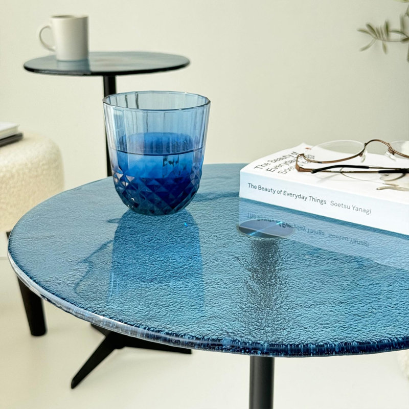 Siyan End Table, Blue, Black