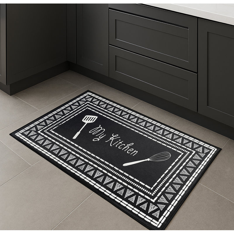 Tapis de cuisine 28 po x 17 po - noir, blanc, moderne, antidérapant et à faible épaisseur, Rectangle 1 pi 5 po x 2 pi 4 po