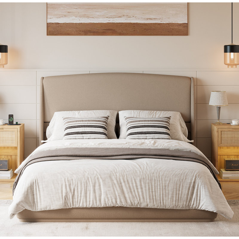 Structure de lit tapissier grand avec tête de lit à oreilles, lit plateforme en lin à profil bas, coussin rembourré, Brown