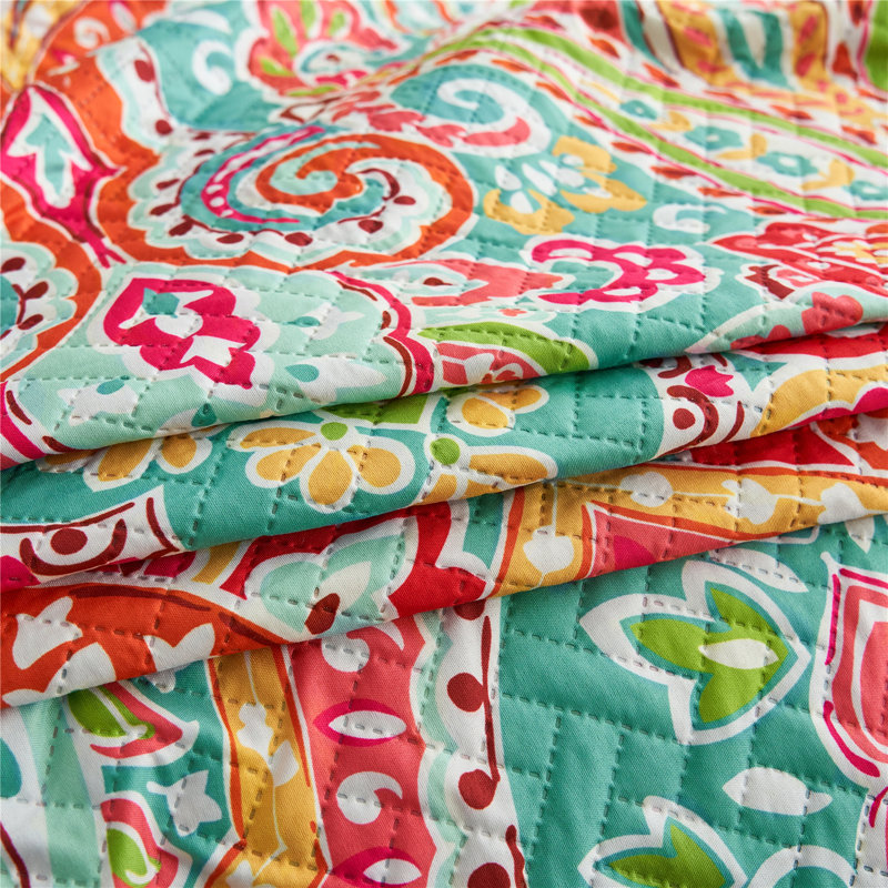 Quilt, Queen Quilt +2 Standard Shams, Floral 2