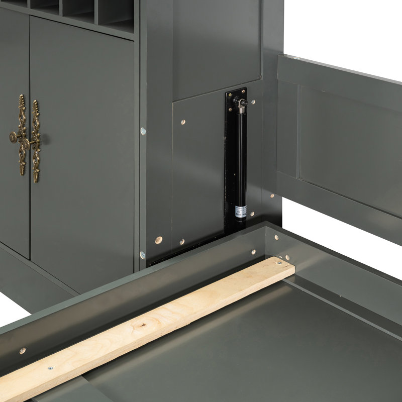 Grand lit avec, tablettes, gris, confortable et peu encombrant, appartement de couleur grise, appartement multifonctionnel