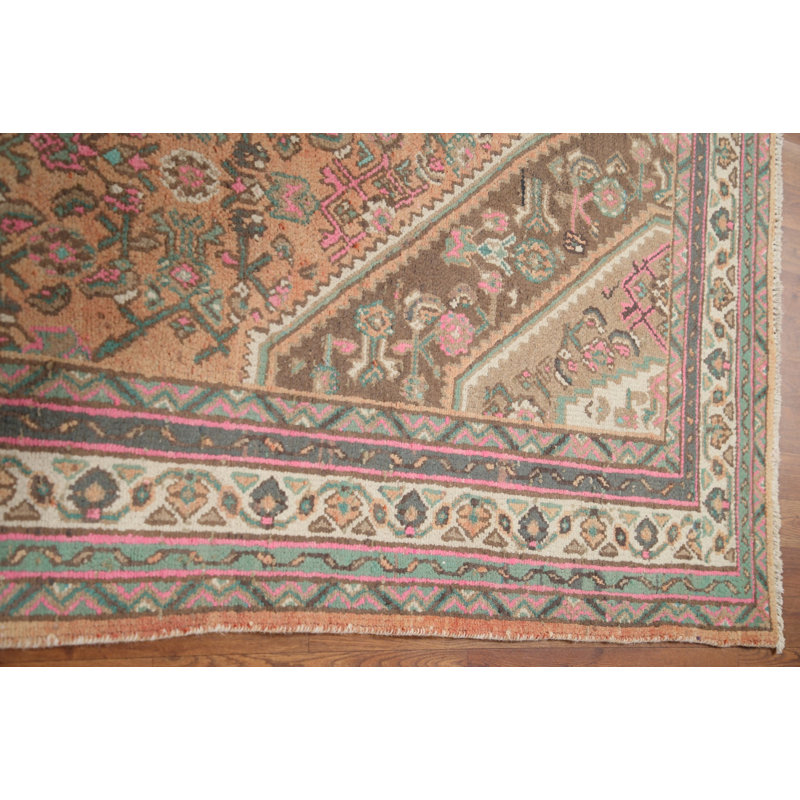 Tapis à motif géométrique traditionnel 7 x 10