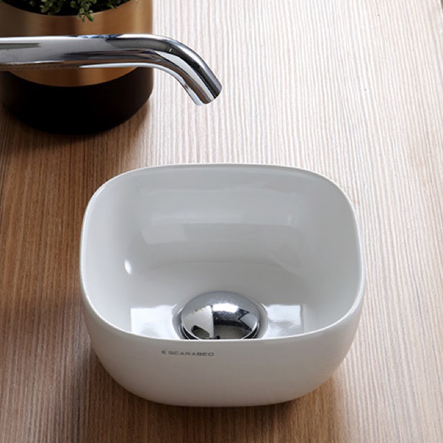 8.9'' White Ceramic Round Vessel Bathroom Sink