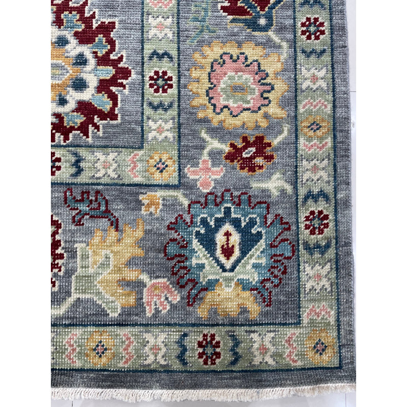 Elegant Gray Hand-Knotted Wool 8' x 10' Mahal Rug
