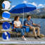 Chaise d'extérieur à double siège avec parasol-132933799