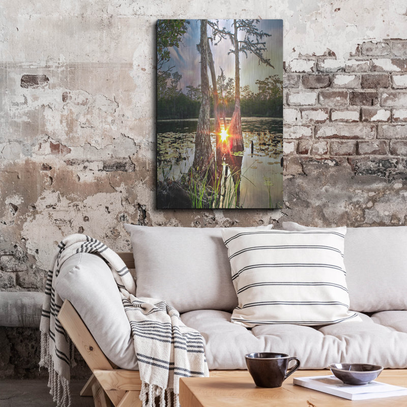 «Cypress Swamp Sunset Red Sun Reflection Lily Pads» par Ezra Tanner, H 36 po x l 24 po