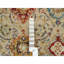 Tapis oriental beige, noué à la main 5 pi 2 po x 7 pi The SUNSET ROSETTES avec couleurs douces, laine et soie pure 857FA08190EB47D694504A9EA8A656B5