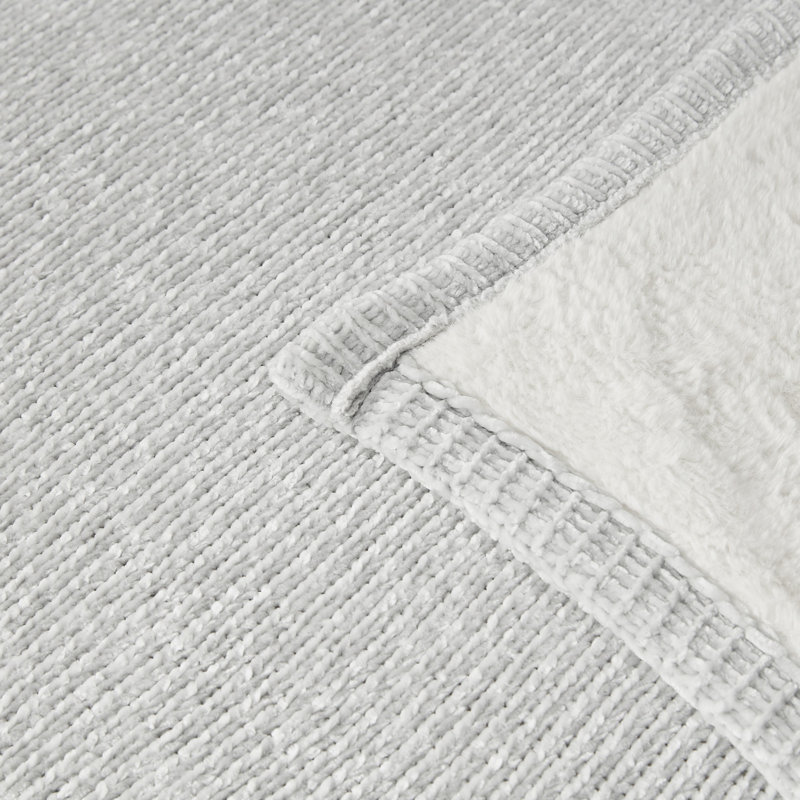 Chenille To Fur Throw 50x60" Gray