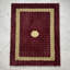 Tapis bourgogne et doré-949378644