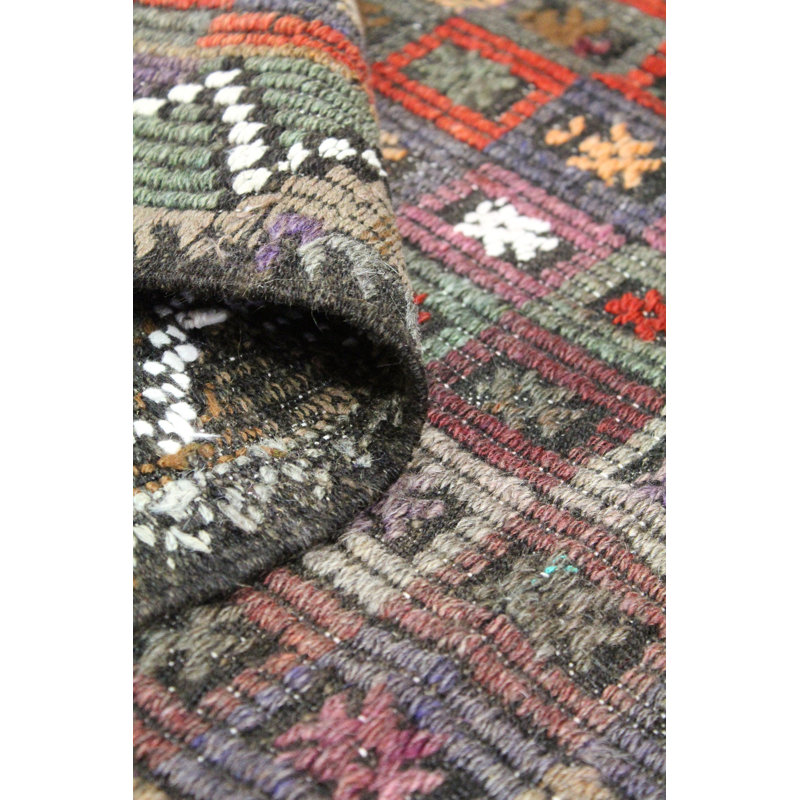 Tapis unique brun / framboise / vert forêt 4 pi x 10 pi Jijim
