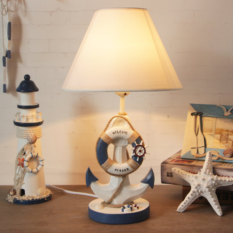 Lampe fantaisie en résine Blakeway